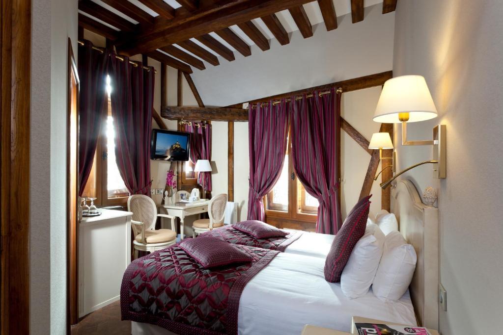 Auberge Saint Pierre Mont-Saint-Michel Luaran gambar