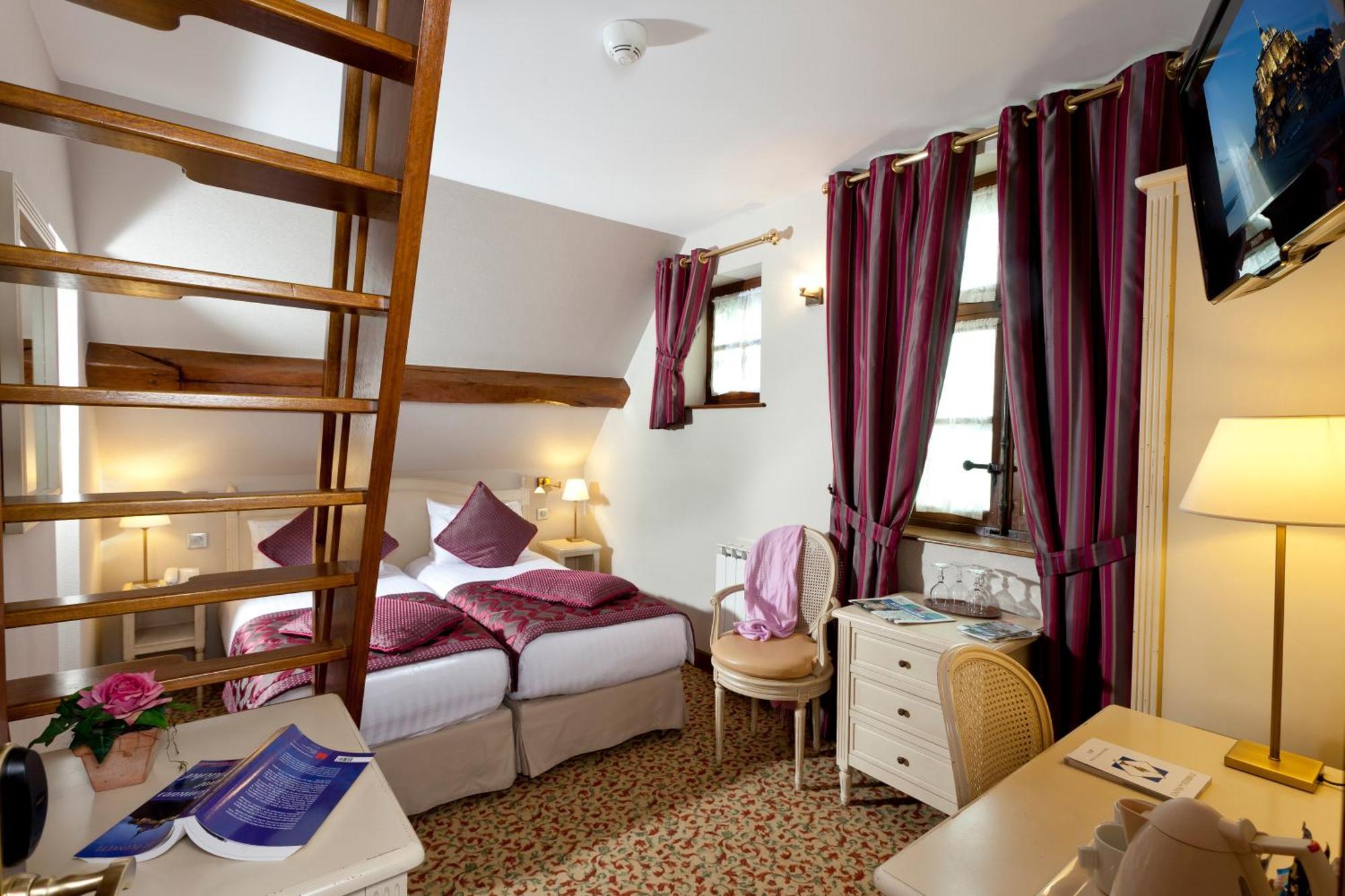 Auberge Saint Pierre Mont-Saint-Michel Luaran gambar