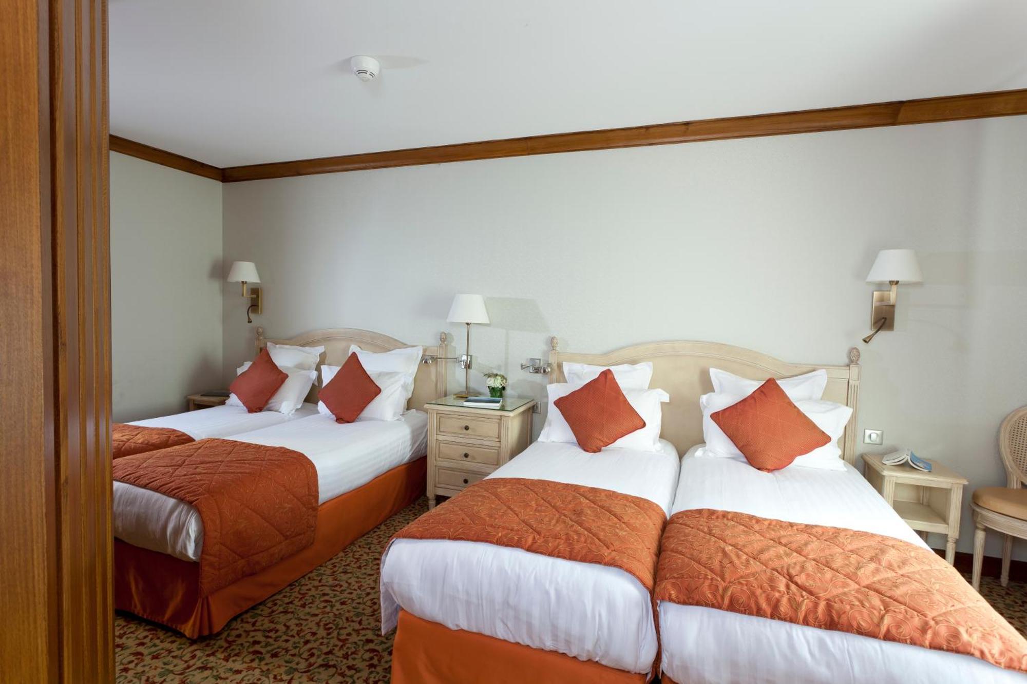 Auberge Saint Pierre Mont-Saint-Michel Luaran gambar