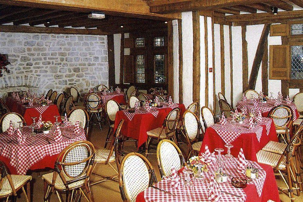 Auberge Saint Pierre Mont-Saint-Michel Luaran gambar