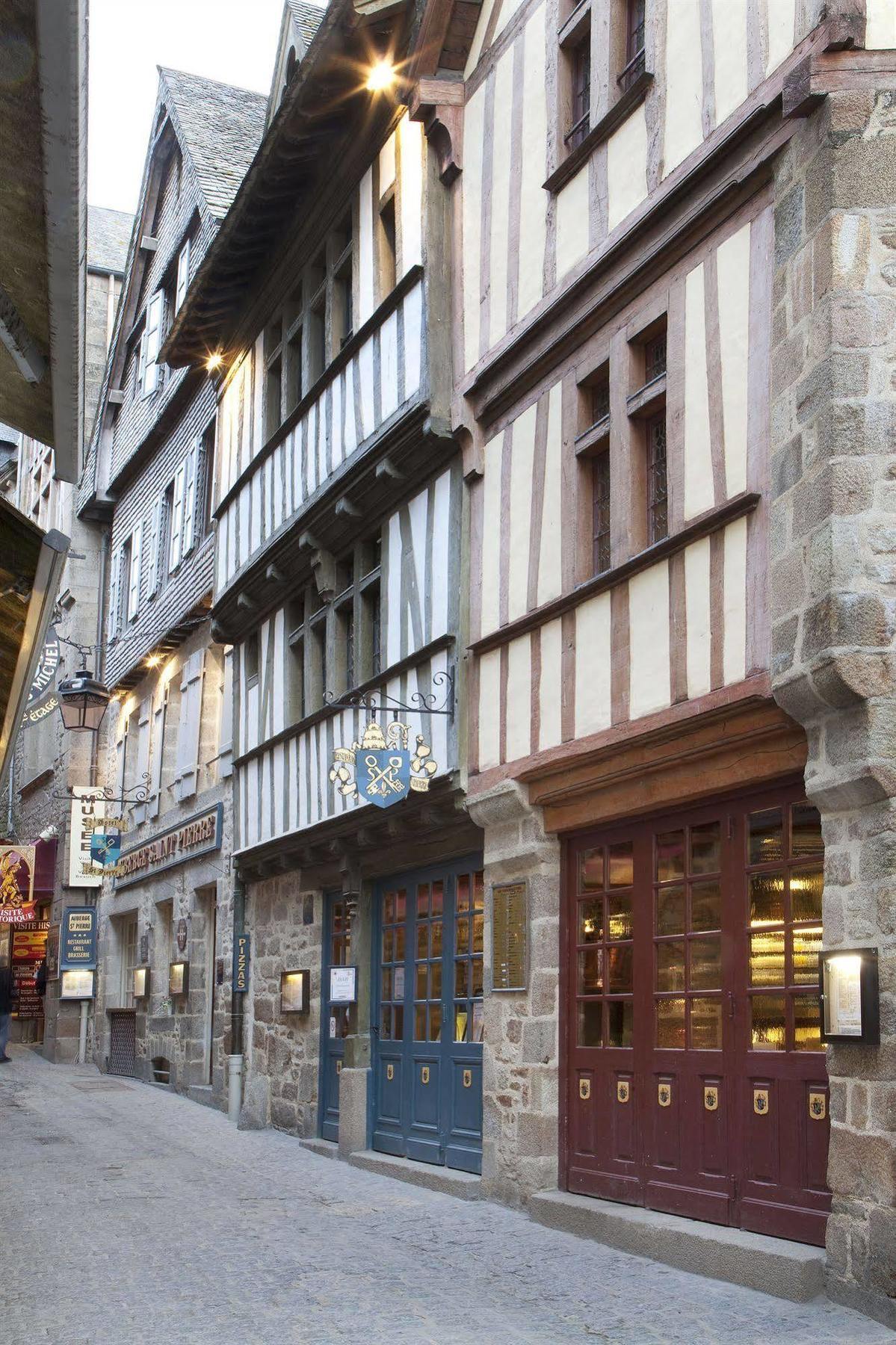 Auberge Saint Pierre Mont-Saint-Michel Luaran gambar